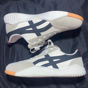 DE Florance Italian Sneakers Woman’s Size 10